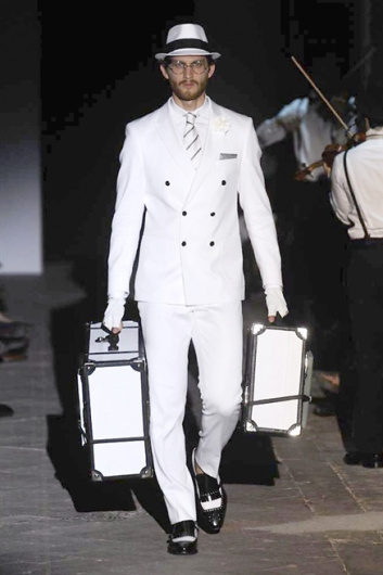 Fotoservizio/SS 2014/MEN/DAKS/DP1/0